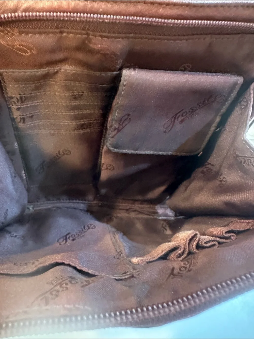 Vintage Fossil Genuine Leather 9x8x3 Messenger Bag Brown Crossbody #75082